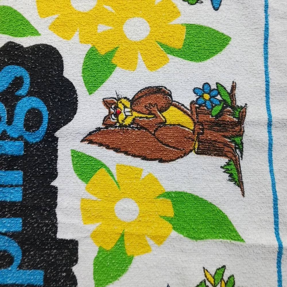 Florida Silver Springs Floral & Animal Beach Towel in White and Yellow